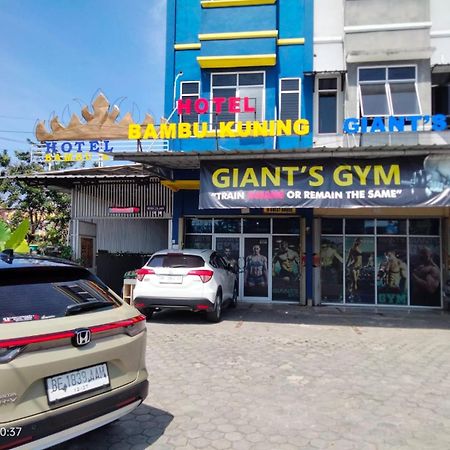 Hotel Bambu Kuning Bandar Lampung Exterior foto
